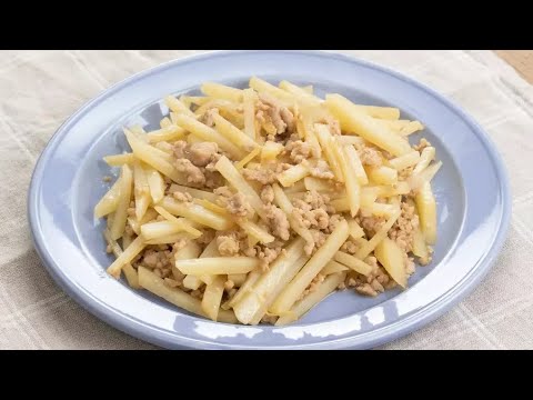 じゃがいもと鶏ひき肉のしょうが炒め