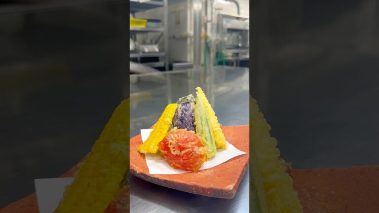 夏野菜の天ぷらは塩で頂く。　　　　　　　　　                                           #short #和食 #夏 #野菜 #ヘルシー #夏バテ予防 #夏野菜