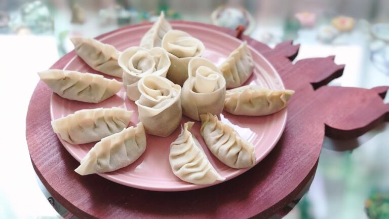 【肉なし餃子】ヘルシーなベジ餃子☆薔薇と葉っぱみたいに包みました☆初めて☆