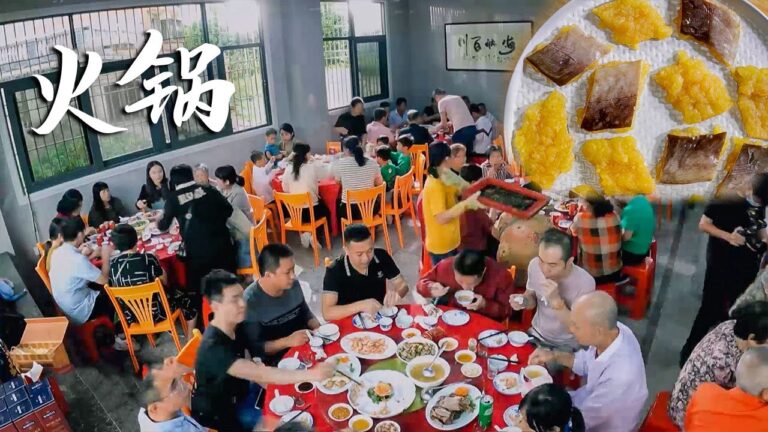 【粤语】广东汕头一家火锅店，每天下午6:30准时排起米长队，凭借独创刀工，让食客追捧整整24年！