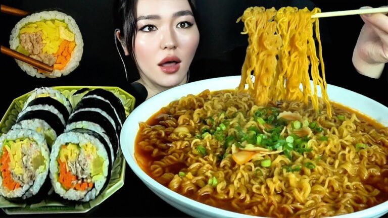 ASMR: Spicy Ramen and Rice Roll "Kimbap" | English subs | Eating Sounds | Mukbang