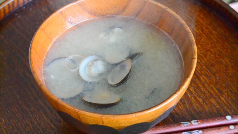 味噌汁の作り方：しじみ　　How to make miso soup with Shijimi clams
