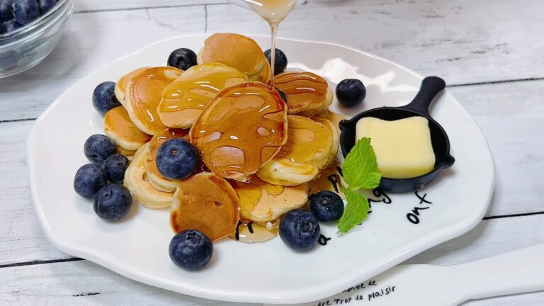 おやつに朝ごはんにミニバナナパンケーキ Addictive taste mini banana pancakes