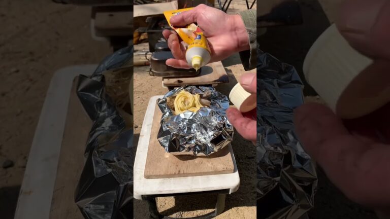 【簡単キャンプ飯】きのこのホイル焼き　シンプルだけどバターと醤油がやっぱりうまい！ #shrots #cooking #camping