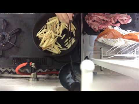 栄養素たっぷり！【じゃがいもと豚肉の生姜焼き】