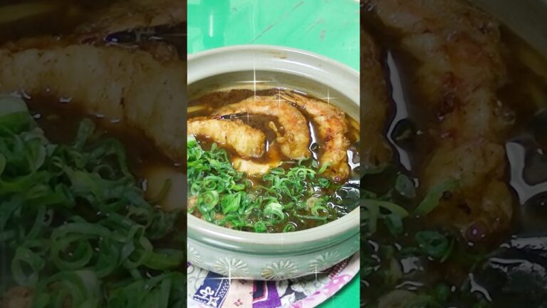 【事務所ごはん】熱々の味噌煮込みうどんでノンアル晩酌！ #shorts