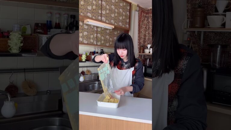 叩き長芋のベーコンチーズグラタン🦭🥓🧀#料理 #料理動画 #料理家 #長芋 #長芋レシピ #グラタン #ベーコン #簡単レシピ #簡単美味しい #栄養士 #ヘルシー #ヘルシー料理 #腸活