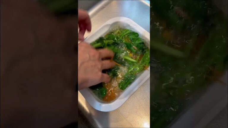 ＼レンジde簡単／ほうれん草とちくわのごま味噌 レシピはコメント欄に記載 #shorts