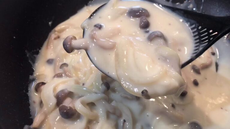 #おせちリメイク【簡単美味しい!】お餅グラタンときのこポットパイスープ