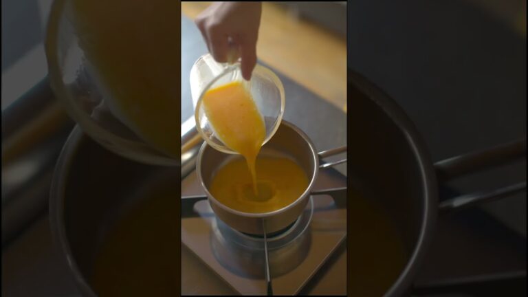 美味しい鶏そぼろと卵で作るカップ寿司