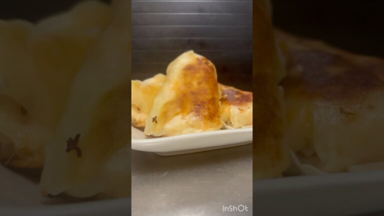 はんぺんカニカマチーズたっぷり春巻き#おいしい#おすすめ#おいしいレシピ #おいしい料理 #春巻き#はんぺん #料理#料理記録#料理日記#美味しいもの#美味しい料理#カニカマ #うまい#うまいもの