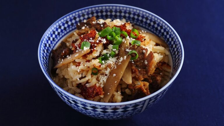 牛肉とごぼうのチーズ炊き込みごはん