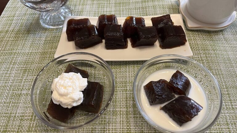 コーヒーわらび餅／材料3つでもちもち柔らか〜なコーヒーわらび餅がレンジで簡単に作れます