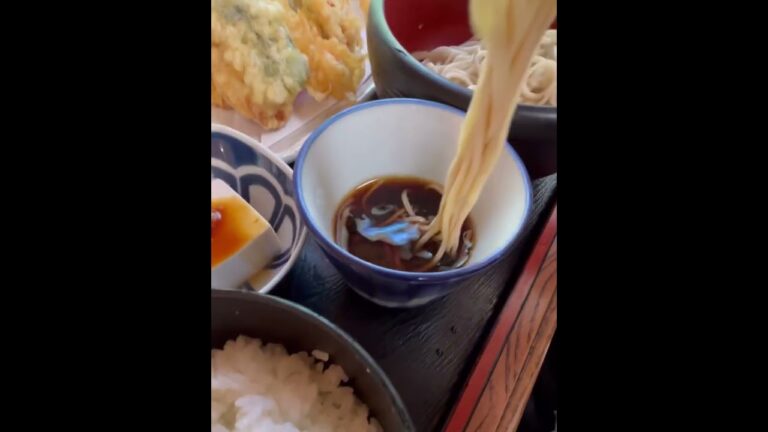 千葉市緑区平川町にある蕎麦屋九重で天ぷら定食を食べる