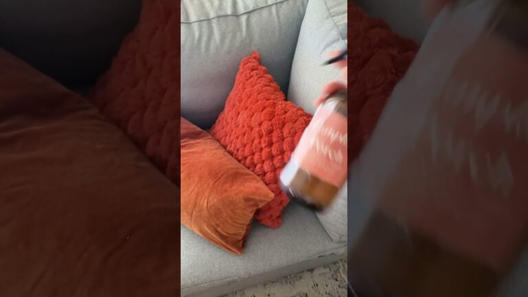 秋のルームスプレーをDIY✨ ほっこりするパンプキンパイの香り！🍁#pumpkinseason #falldiy #essentialoils #cozyfall