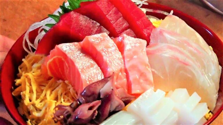 「海鮮丼」盛り付け方     作り方  ご家庭でも海鮮丼を作れます。