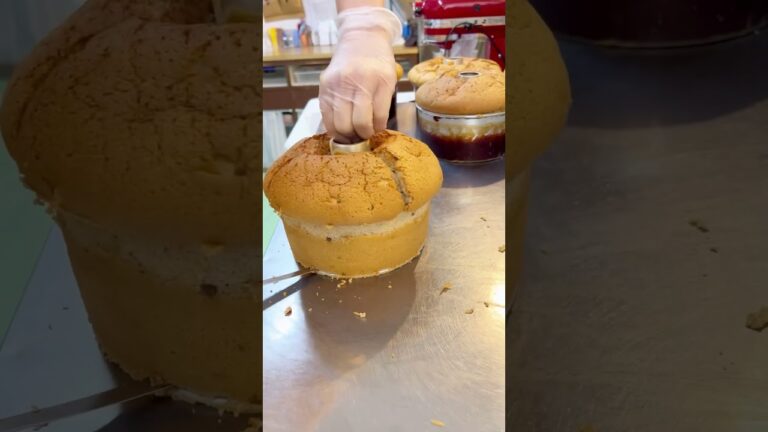 秋を感じる栗シフォンケーキ