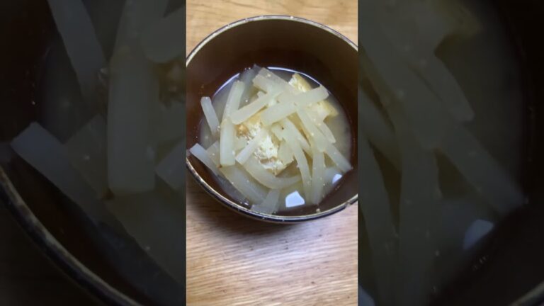 本日の味噌汁　#料理  ＃大根　＃油あげ