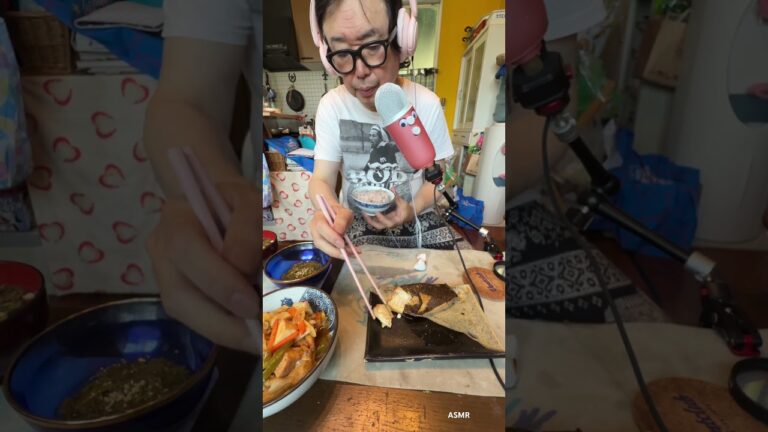 カレイの煮付け食べた #asmr #咀嚼音 #shorts