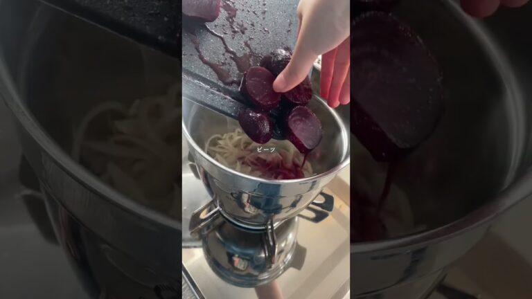 クリスマスに食べたい真っ赤なスープ