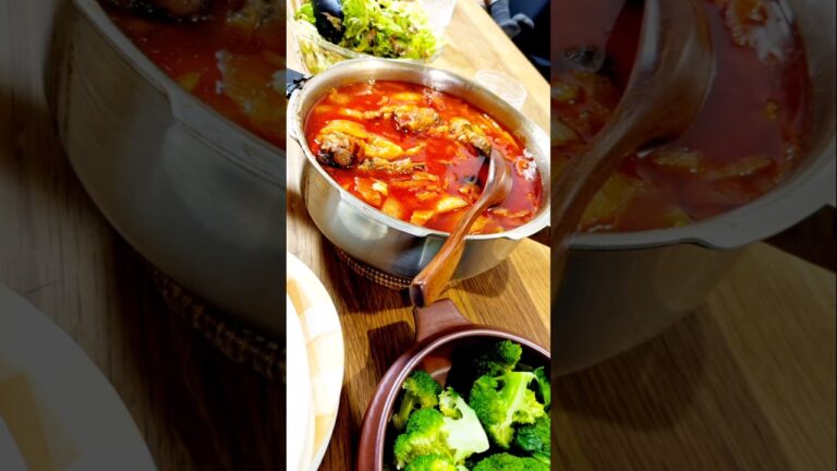 豚スペアリブのトマト煮込み/Pork spare ribs stewed in tomato sauce #50歳 #cooking #料理 #chisato #ママ#mom#japanesefood