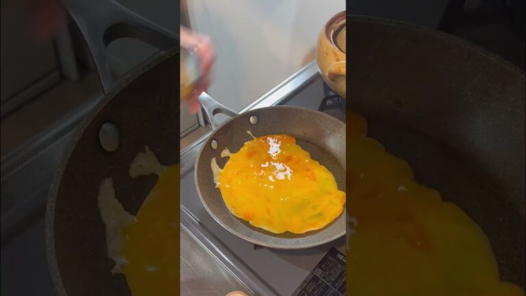 ＼ご飯がすすむ／牛肉とふわふわ卵のオイスター炒め レシピはコメント欄に記載 #shorts