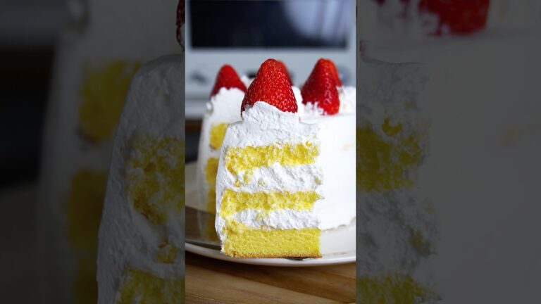 材料4つ！いちごのショートケーキ作り方！#food