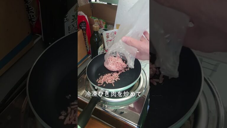 男朝飯　レトルトカレー炒飯や