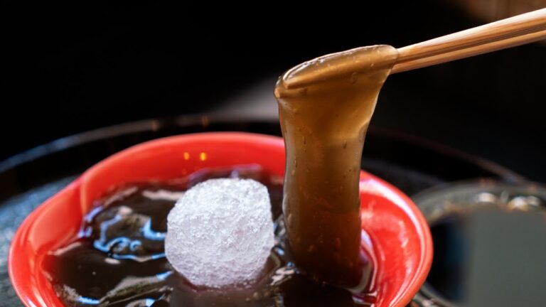 【まるで飲み物】新食感の生わらび餅