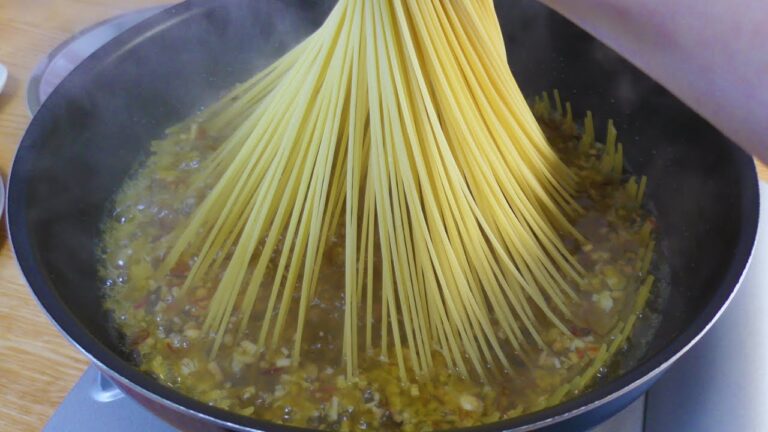 【ペペロンチーノ】プロが教える簡単ワンパンパスタ料理【特盛り300g】