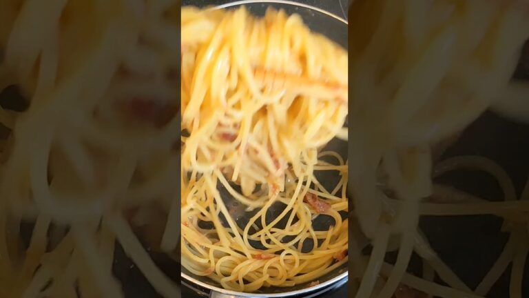 ワンパン梅と鰹節と大葉のパスタ作った