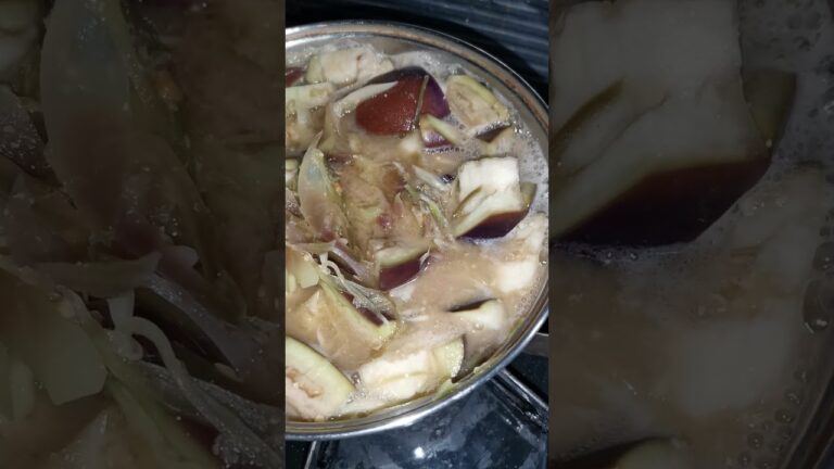 ナスとミョウガの味噌汁