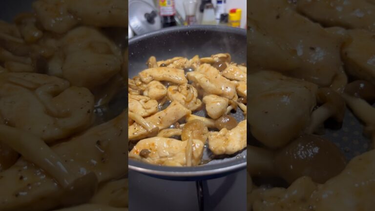 30kg痩せた男が食べている鶏とキノコのガーリック炒めの作り方を紹介します！#shorts #short