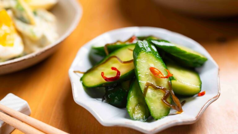 【たった5分！】ドタバタ解消！もみもみするだけでシャキッと完成する超ラク副菜