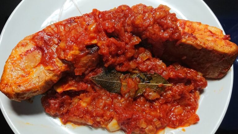 【料理動画】簡単で激うま豚バラのトマト煮込み
