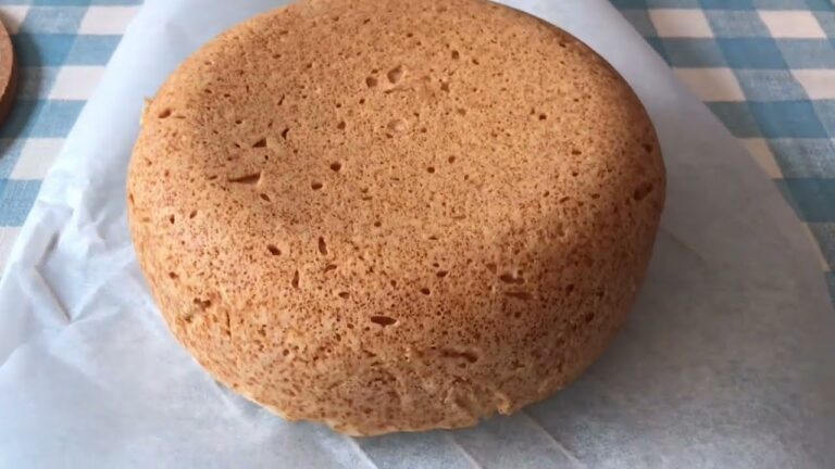 炊飯器で卵無しホットケーキミックスで素朴なパン🍞