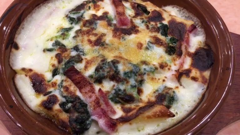 サイゼリヤ  ほうれん草のグラタン&フォカッチオ