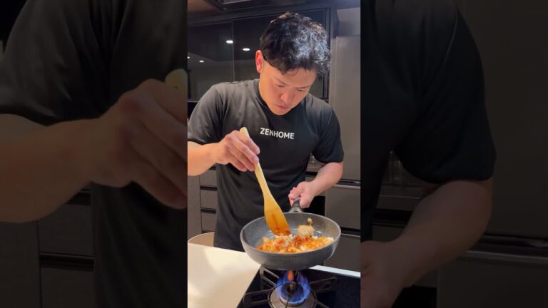 【安定の美味しさみつき特製】ぱっかんオムライス #料理 #マッチョ #元カレ #cooking #暮らしチャンネル #簡単レシピ #クッキング