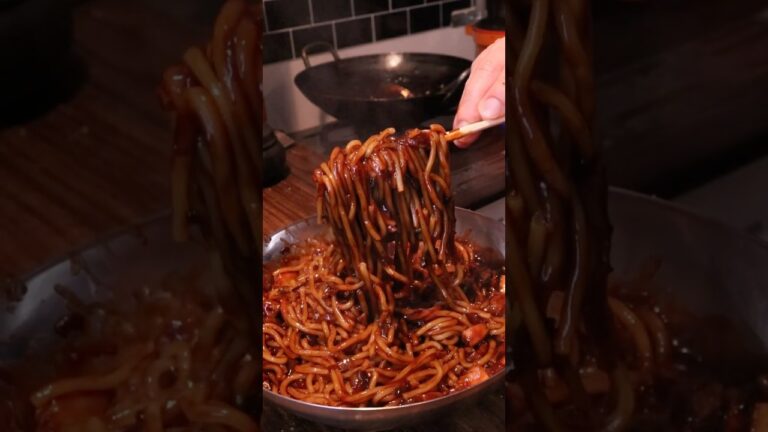 韓国人が作る韓国式海鮮ジャージャー麺