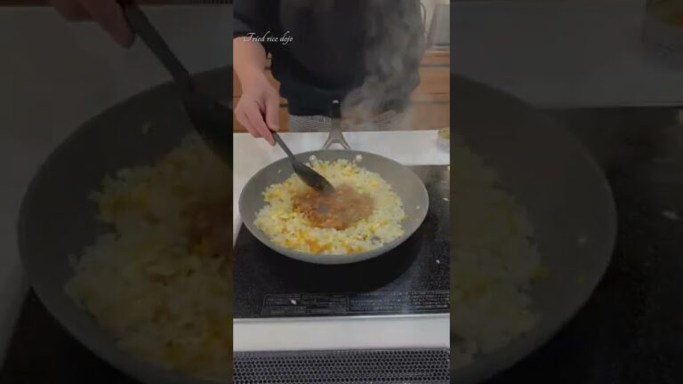 【極上】やきとり缶炒飯の作りかた　#Shorts