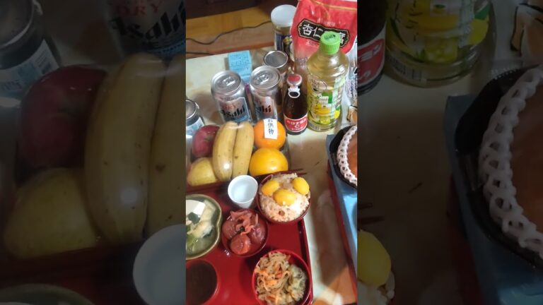 #浄土宗 #追善料理 #🌰🍚#漬け物#レタス豆腐しめじの味噌汁#舞茸#切り干し大根#もずく酢