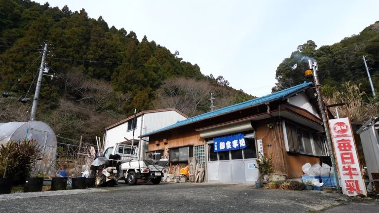 山奥に佇む激渋食堂 議員と店主の二足のわらじで地域の味を守る！
