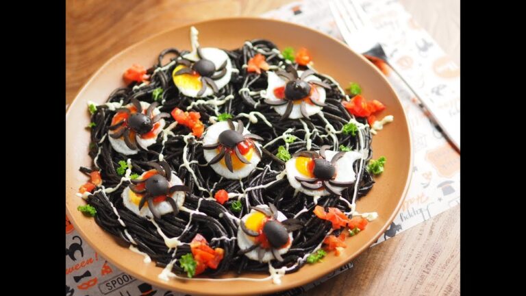スパイダーパスタ、ハロウィン用イカスミパスタ