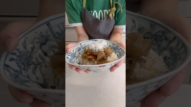 ごはんのお供🍚昨日作った牛肉しぐれ煮にこんにゃくを足してみた♪さらに水と醤油、みりんで煮直しボリュームup!✨#おうちごはん