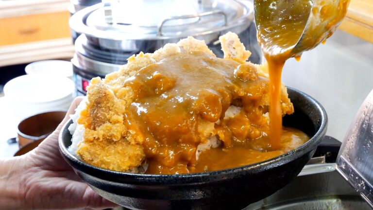 カツ丼カツカレーラッシュがエグすぎる鬼盛り食堂に密着丨長野デカ盛りグルメ４選