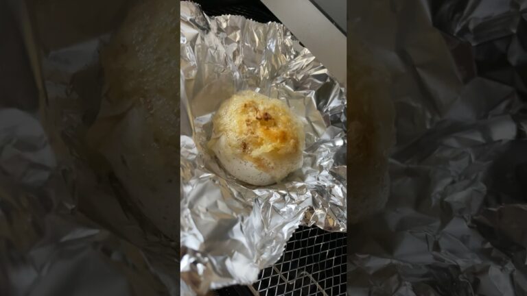 カマンベールチーズを丸ごと焼いてチーズフォンデュするのさいこぅっ！