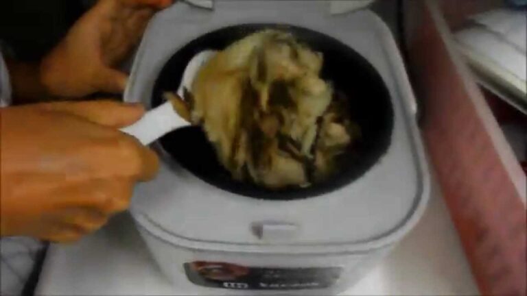 きのこ鶏肉ゴボウ炊き込み御飯