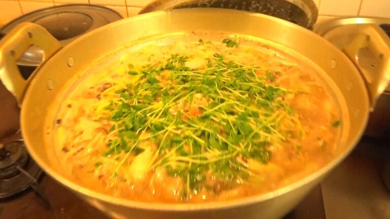 リアルガチ味噌とんこつ鍋＆鶏のから揚げ【 豚骨３部作 】