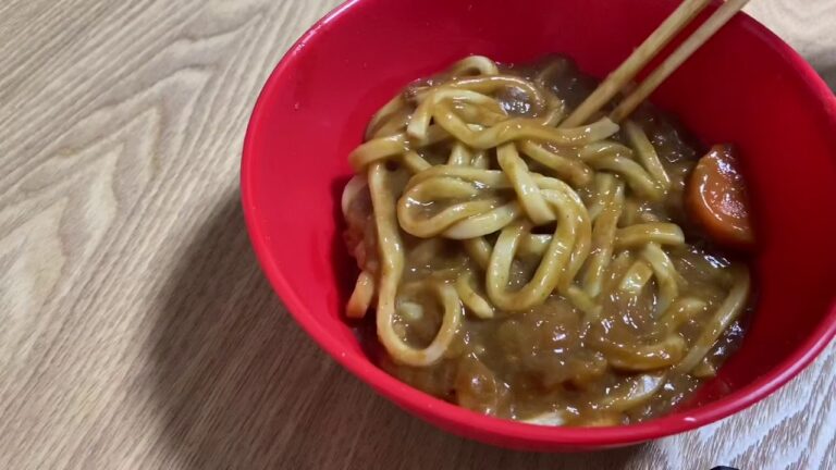 カレーの残りをカレーうどんにして食べました！