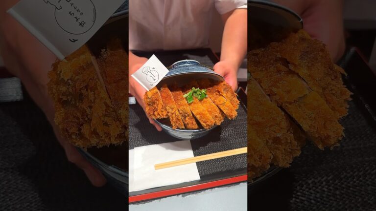 思わず2度見してしまう極厚カツ丼！24時間かけて低温調理しており柔らかくジューシーな仕上がり【みんなのちよ松：大阪天王寺】